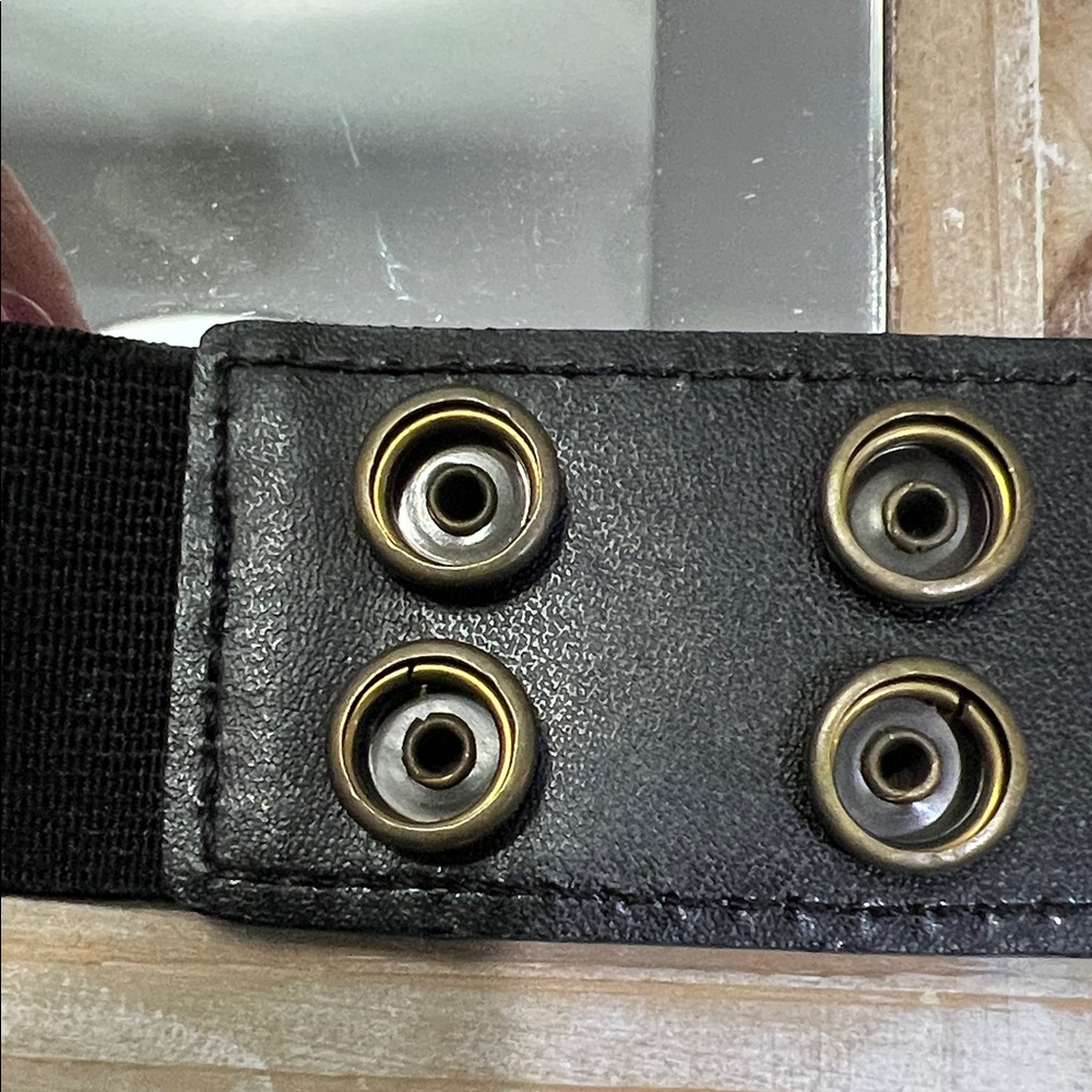 NWOT CHICO’S Fashion Belt - Picture 7 of 10